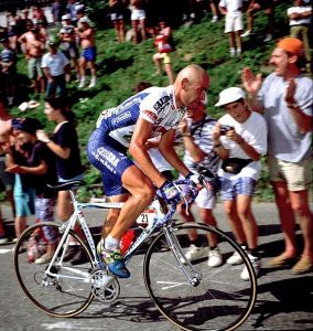 CARRERA MAX Tassoni Team ”Pantani” 1994 – SOLD – Premium – Website for steel and collectible vintage bikes, and clothing