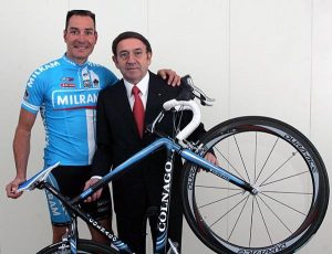 E.Zabel (Milram) and E.Colnago with COLNAGO Extreme Power bike