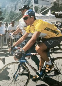 Lance Armstrong on his TREK 5500 during Tour de France '99