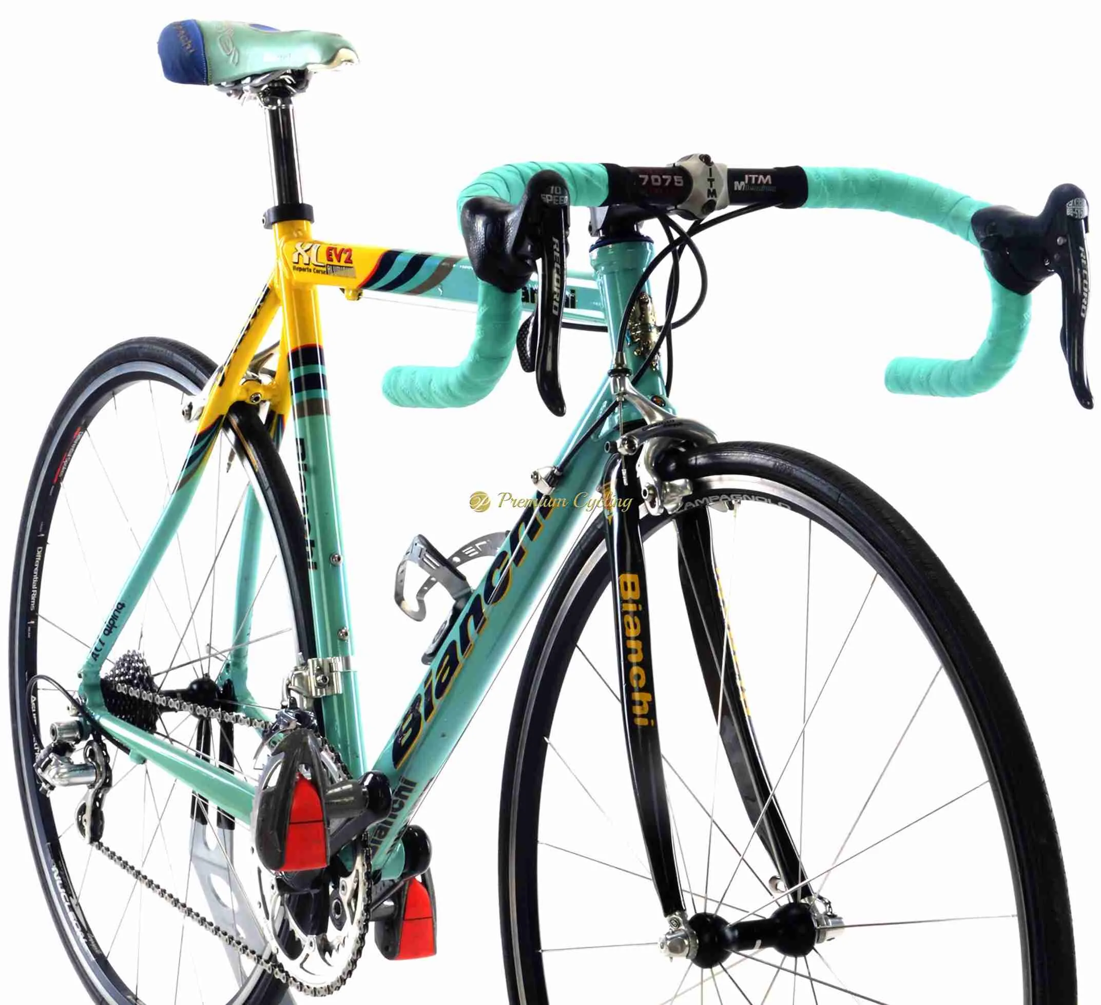 BIANCHI XL Titanium Reparto Corse – authentic bike of R.Forconi Team  Mercatone Uno (2000) – SOLD – Premium Cycling – Website for steel and  collectible vintage bikes, parts and clothing