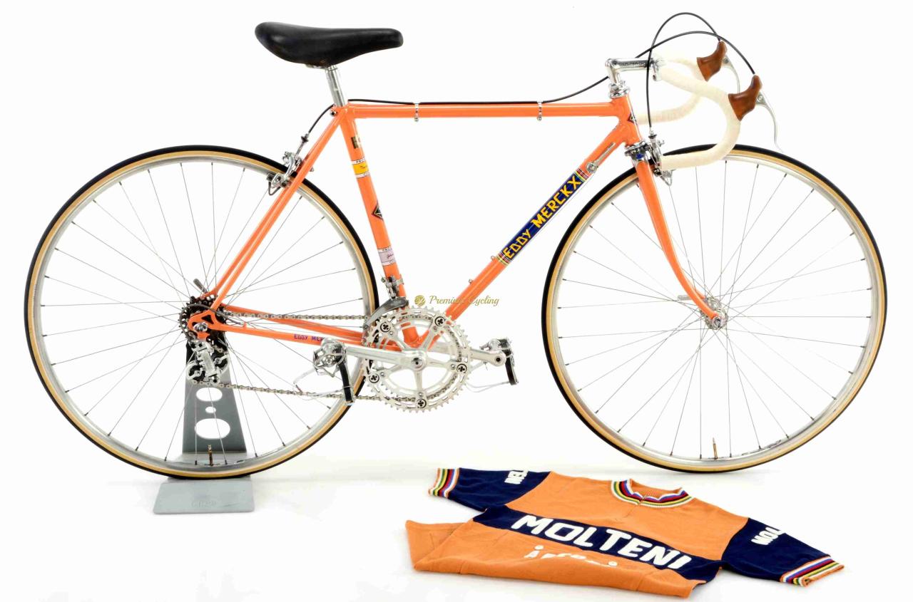 COLNAGO Eddy Merckx Molteni, Campagnolo Nuovo Record, 51cm (1973) + vintage Molteni jersey - Image 2